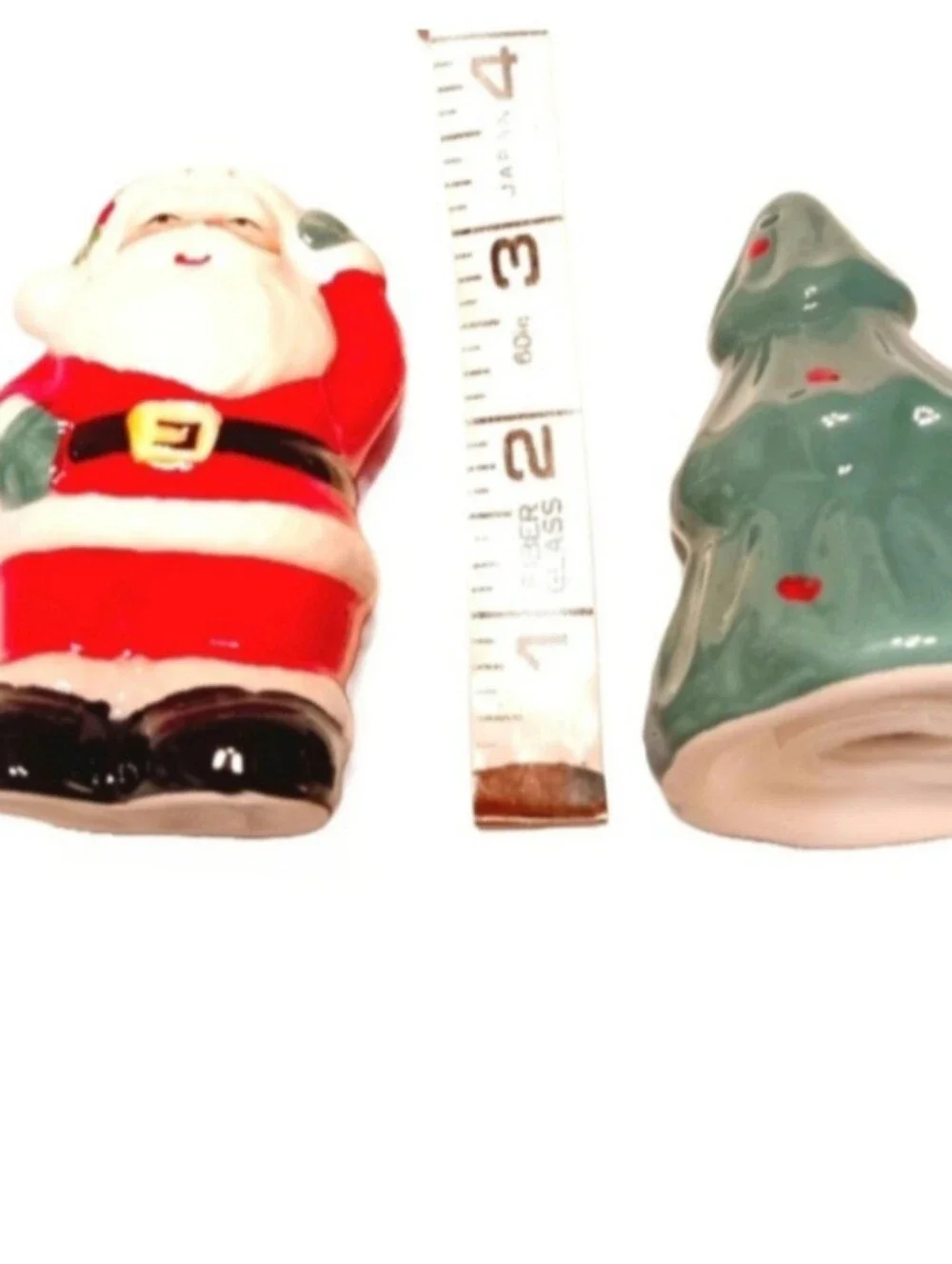 NWOT Celebrate It Ceramic Santa & Christmas Tree Salt & Pepper Shaker